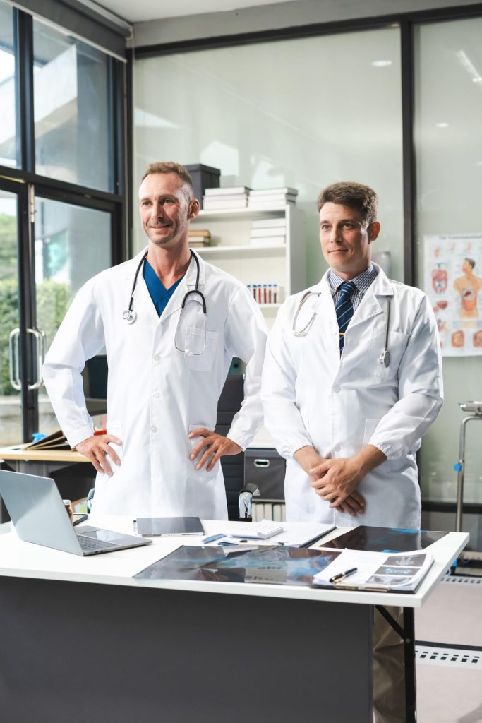 Physician collaboration for ketamine treatment centers